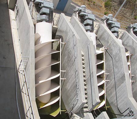 IMAGE 3: Archimedes screw pump