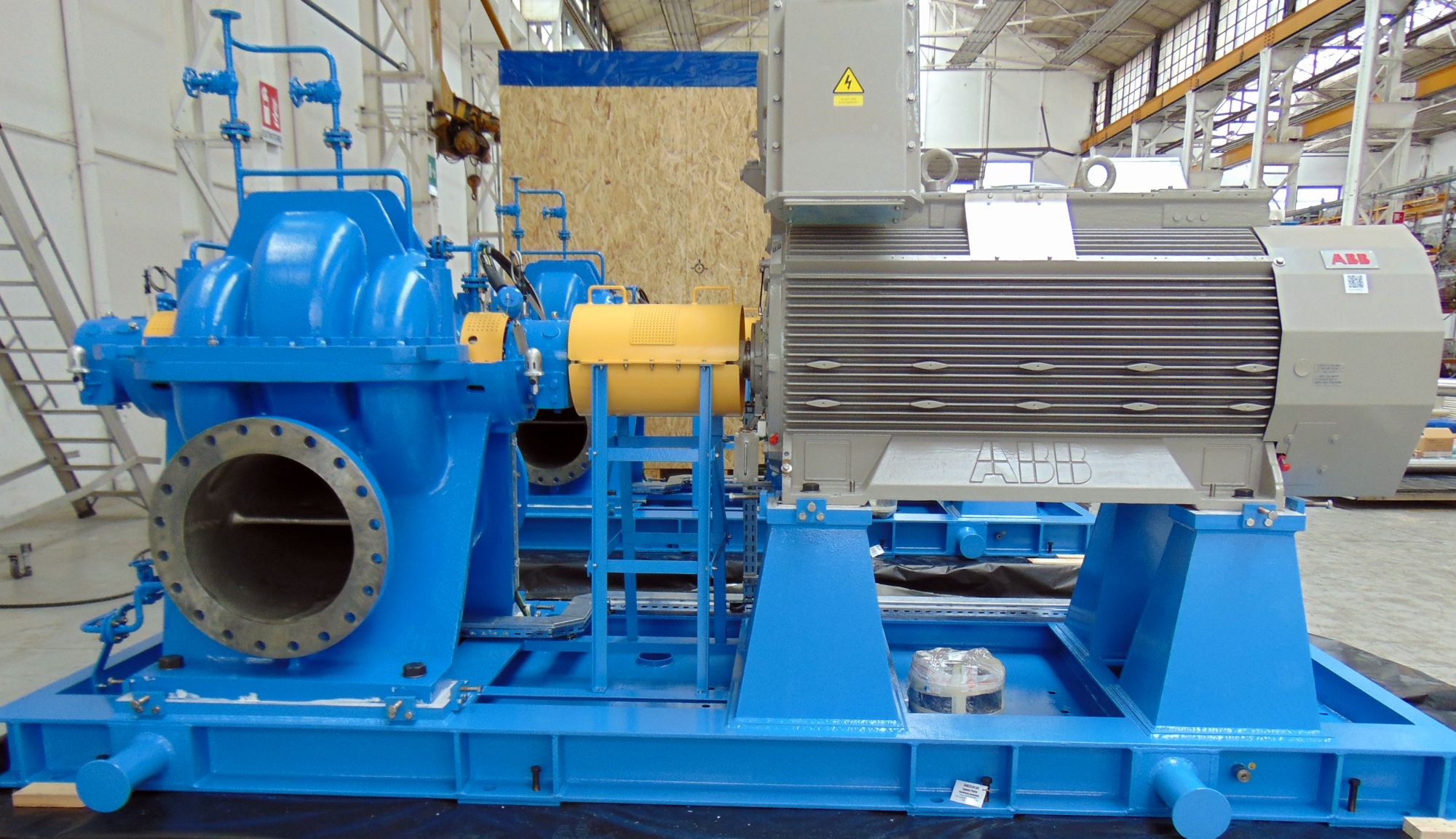 IMAGE 2: Horizontal pump for water distribution at RO desalination plant
