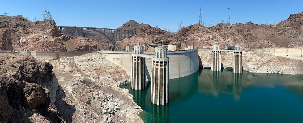 IMAGE 1: VFDs are commonly used in pumps associated with dams. (Photo credit: Roger Holzberg, pexels.com)