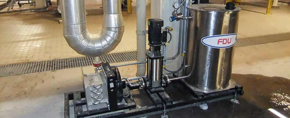 water management seal support system
