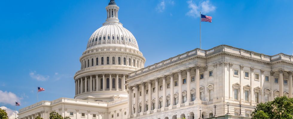 image of the capitol building