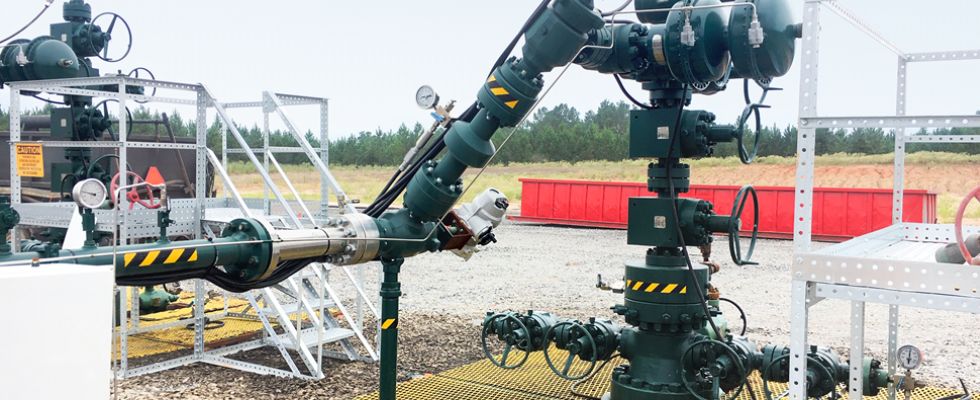 Navigating the Clean Energy Transition in the Oil & Gas Sector