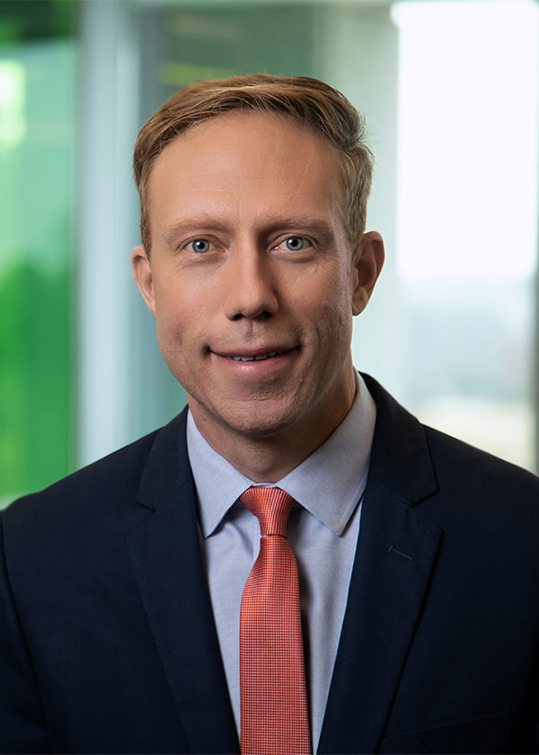 jaime easley headshot